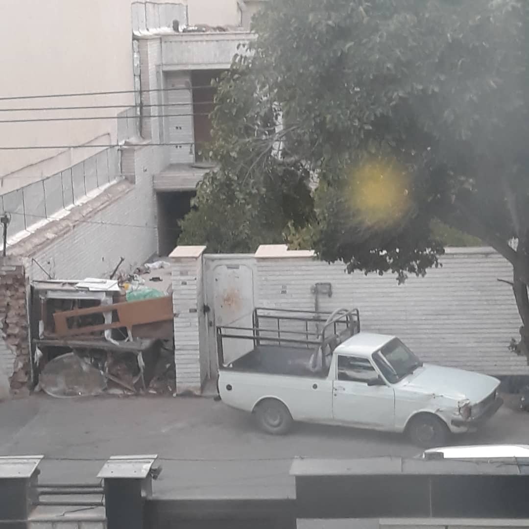 منزل متروکه&zwnj;ای که جولانگاه معتادان شده! + عکس
