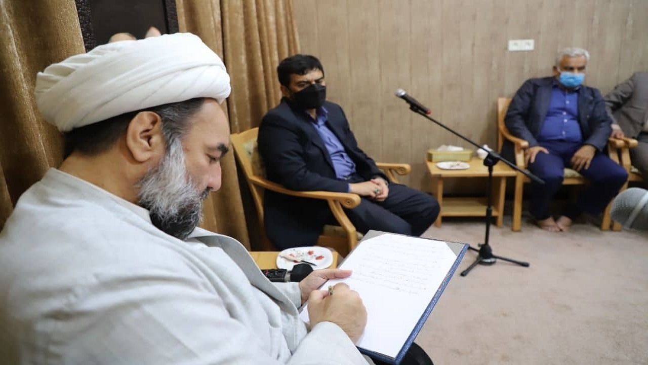 انعقاد توافقنامه همکاری با سازمان هواپیمایی ماهان در حضور نماینده ولی فقیه در سیستان‌وبلوچستان