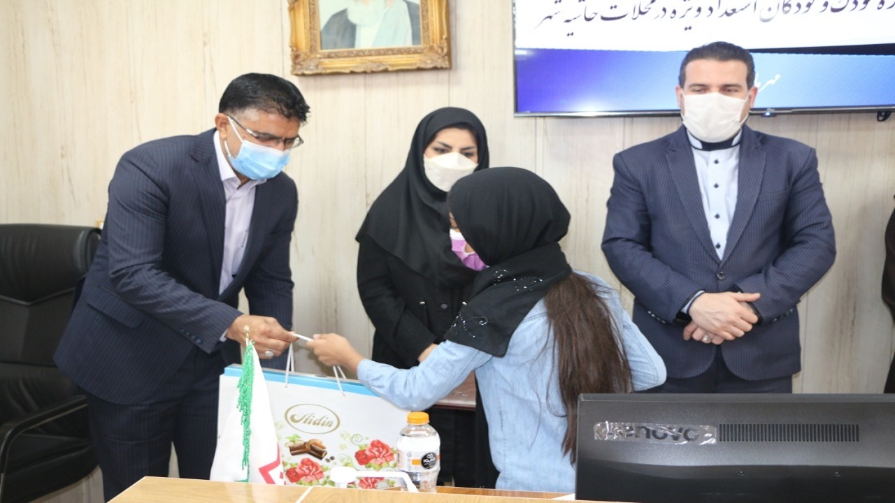 توسعه فرهنگی در مناطق حاشیه شهر‌ها سبب کاهش آسیب اجتماعی می‌شود