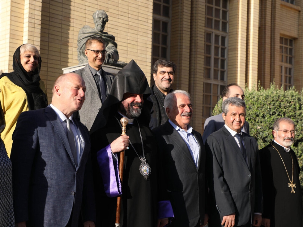 بازدید رییس مجلس ملی کشور سوییس از کلیسای وانک و پل خواجو اصفهان