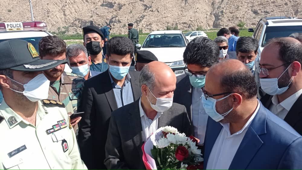 وزیر نیرو به شهرستان کازرون سفر کرد