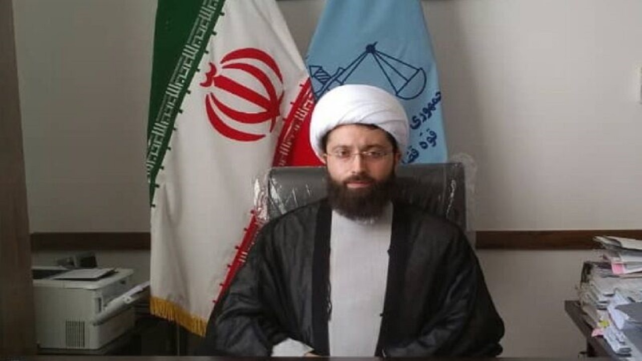 معاون دادستان قم: عرضه محصولات درمانی و بهداشتی بدون مجوز در فضای مجازی جرم است