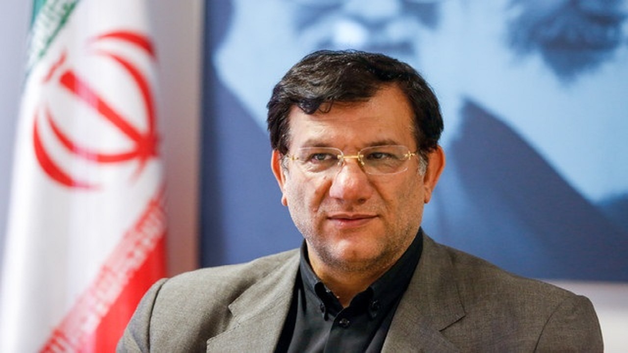 مرادی: دختران ما در اولین حضور در مسابقات بین المللی وزنه برداری درخشیدند