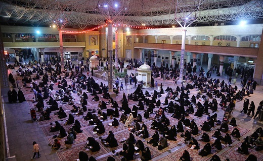 حرم حضرت معصومه(س)در شب شهادت امام عسکری(ع) 