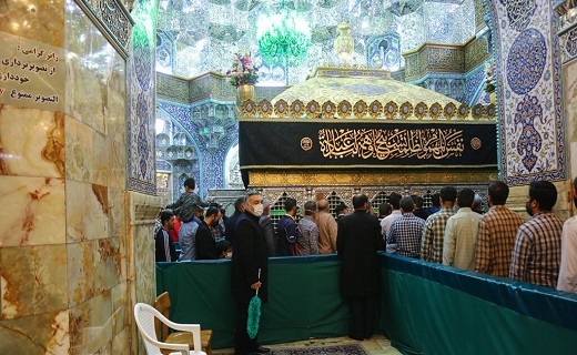 ضریح حرم حضرت معصومه(س)در شب شهادت امام عسکری(ع)