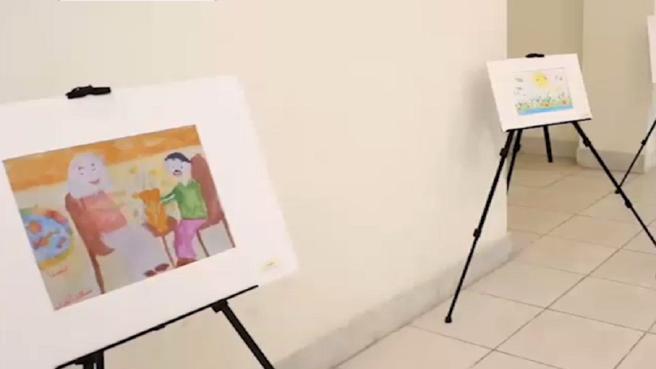 گشایش نمایشگاه نقاشی در فرهنگسرای امید خانواده سمنان