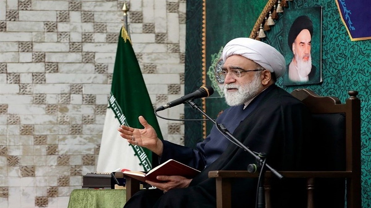 ایام تعطیلی حرم مطهر دشوارترین دوران زندگی‌ام بود/ روایتی از چگونگی گشایش در زیارت روضه منوره