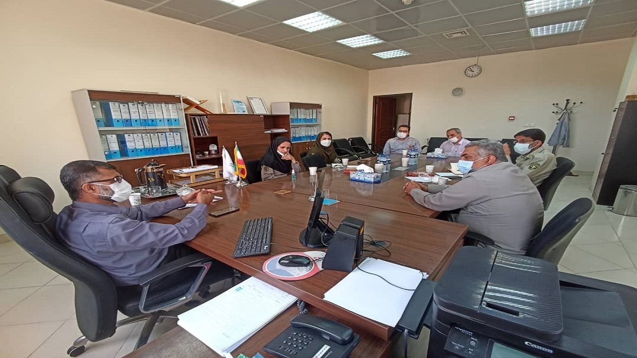 الزامات زیست محیطی حدفاصل آلاینده‌ها و سلامت محیط زیستی