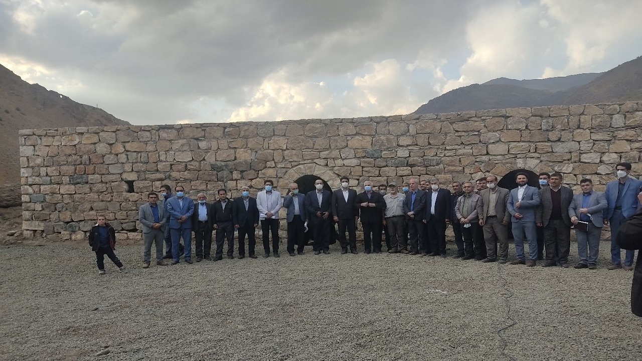 کارشناسان یونسکو از کاروانسرای تاریخی قطور خوی بازدید کرد