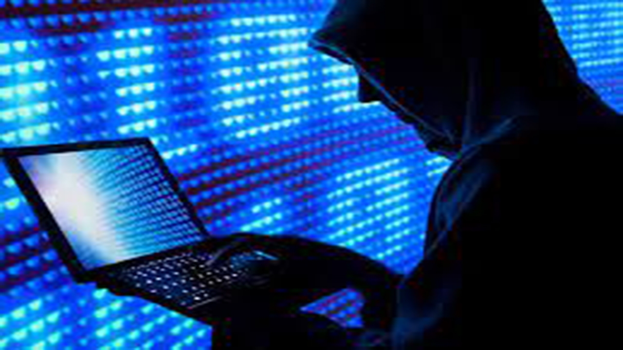 دشمن از طریق حملات سایبری سعی در اخلال دستگاه‌ها دارد