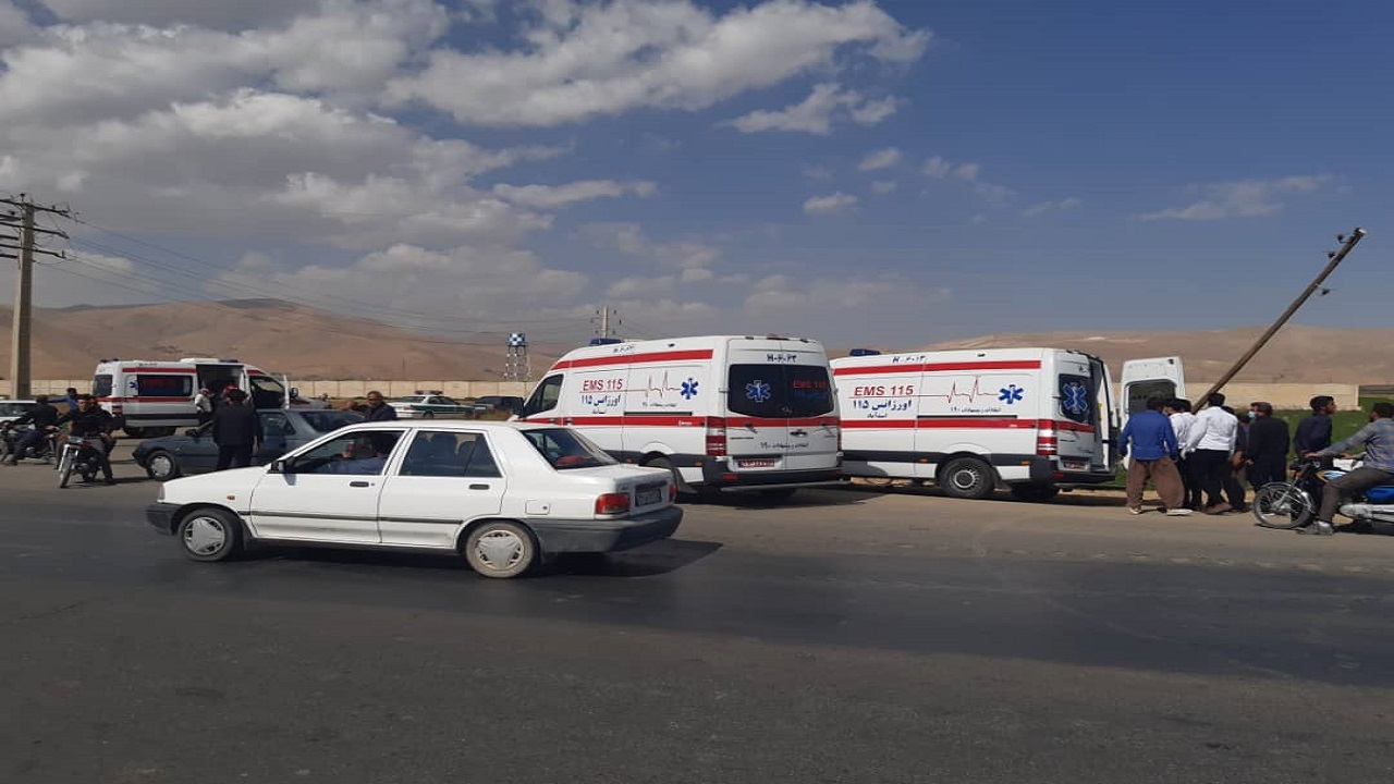 مصدوم شدن ۹ نفر در دو سانحه رانندگی در اسدآباد