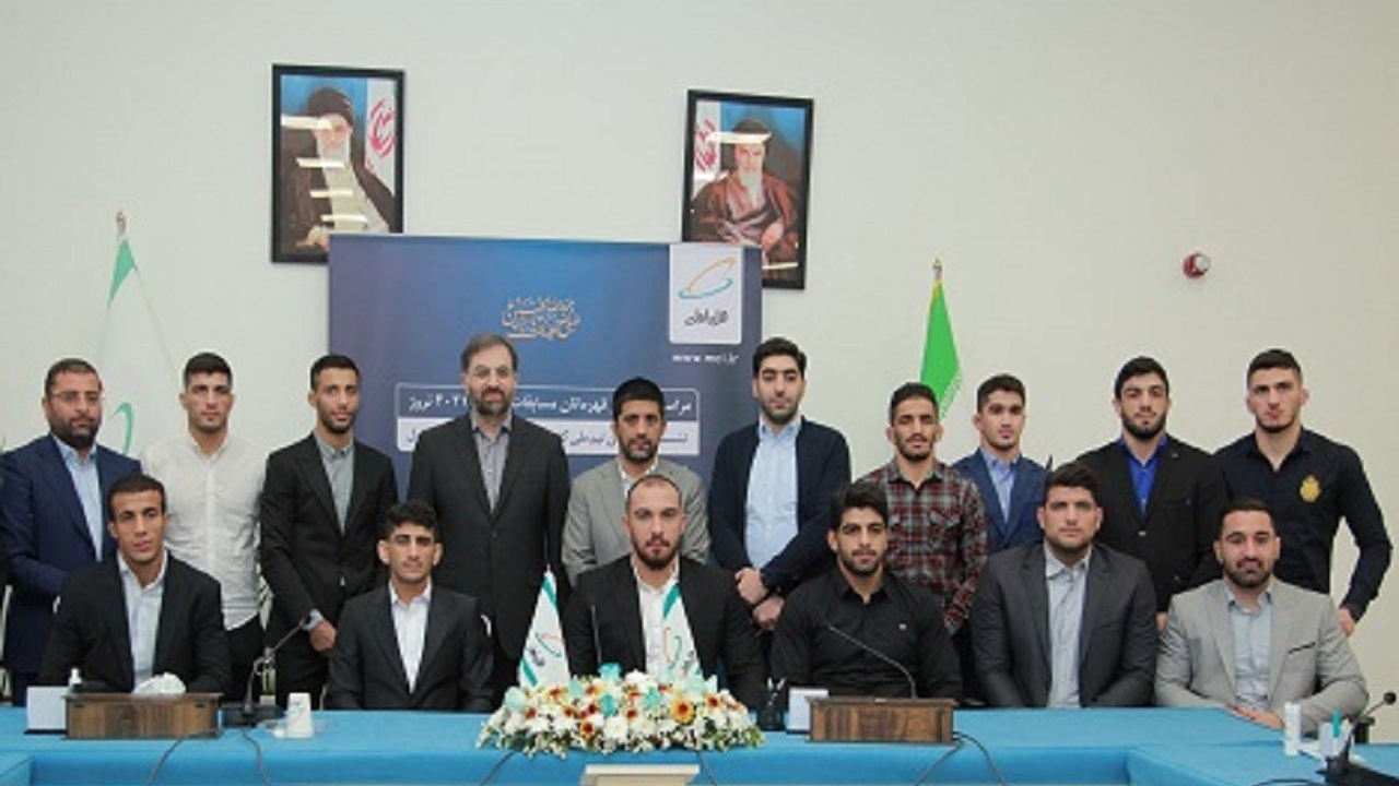 مدیرعامل همراه اول از قهرمانان کشتی کشور تجلیل کرد