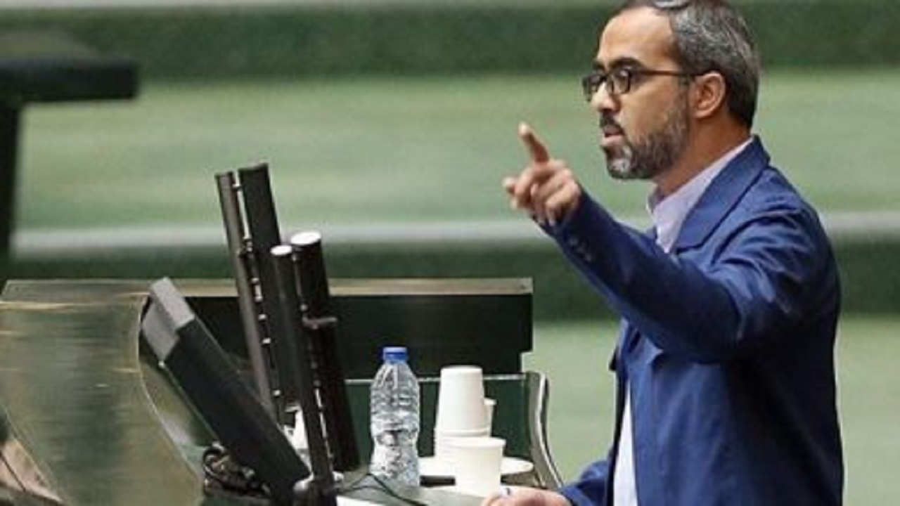 جوانان عَلم مطالبه گری و عدالتخواهی را به دوش گرفته اند/عبور از عقب ماندگی‌های سیاسی یک پروسه اجتماعی زمان بر است