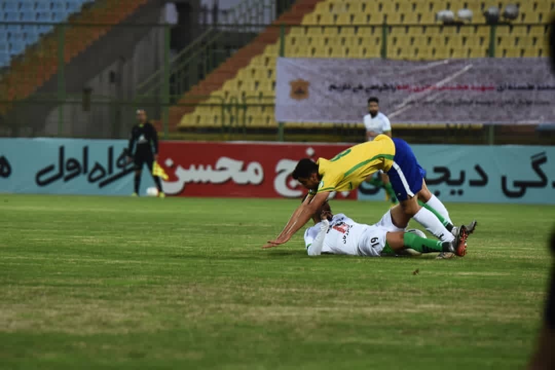صنعت نفت آبادان و ذوب آهن اصفهان