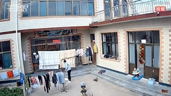 سقوط یک مادر و فرزند به داخل چاه + فیلم