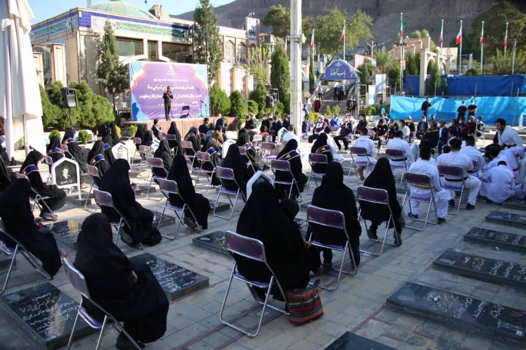آغاز هفته تربیت بدنی از مرقد مطهر سردار سلیمانی در کرمان