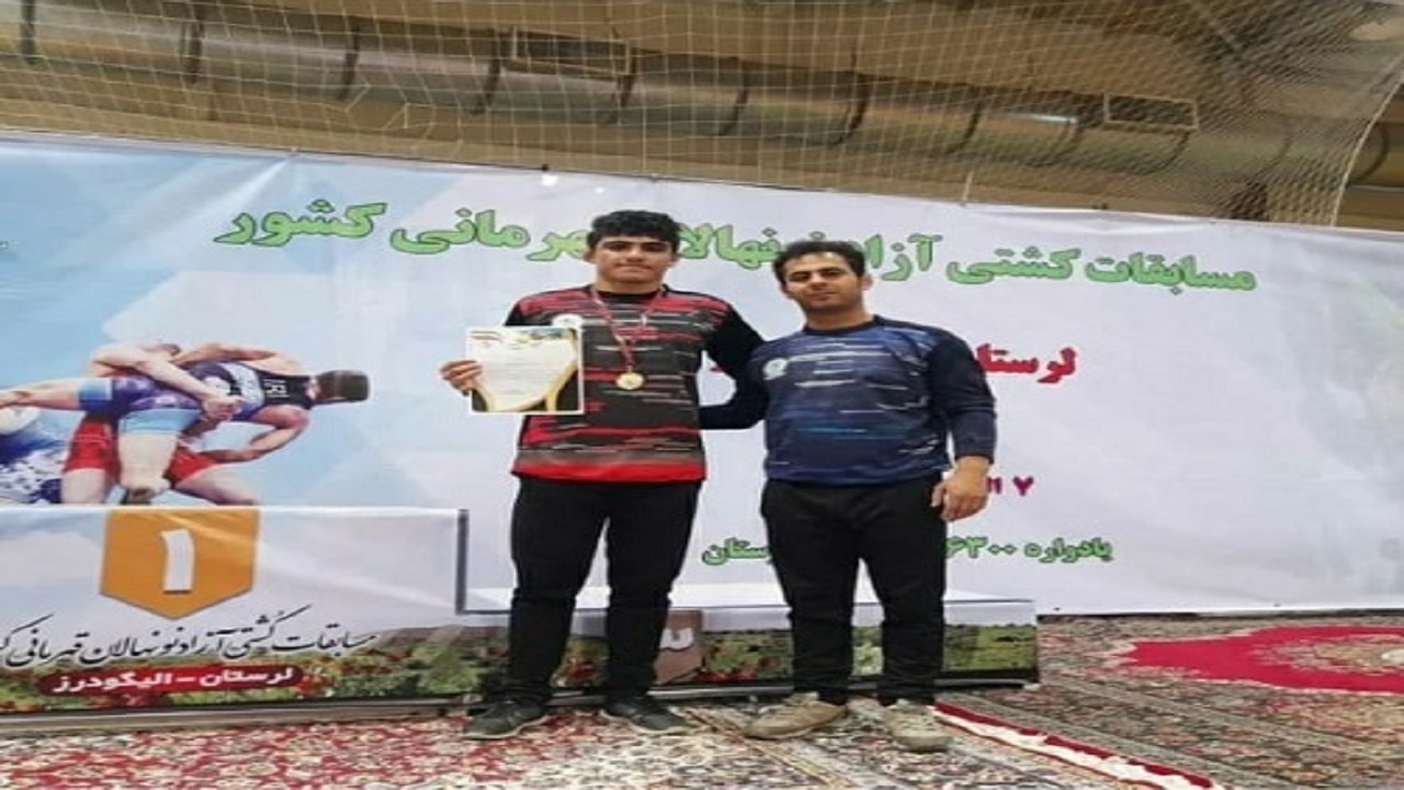 دعوت کشتی گیر و مربی اردبیلی به اردوی تیم ملی