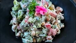 طرز تهیه سالاد انار + فیلم