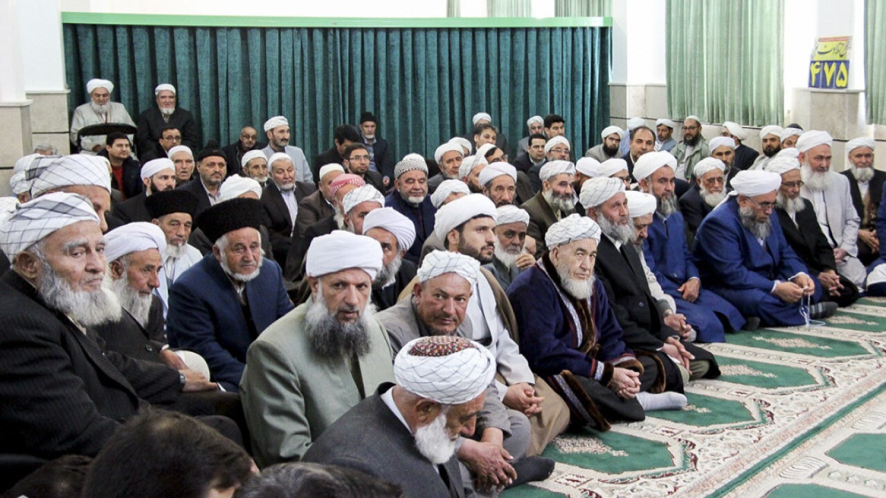 اهل سنت خراسان شمالی همراه با نظام و رهبری