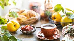 طرز تهیه دمنوش مناسب برای سرماخوردگی و کرونا + فیلم
