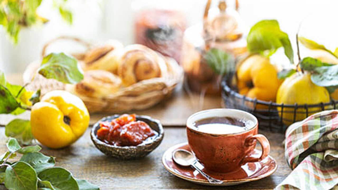 طرز تهیه دمنوش گیاهی برای رفع رفلاکس معده + فیلم