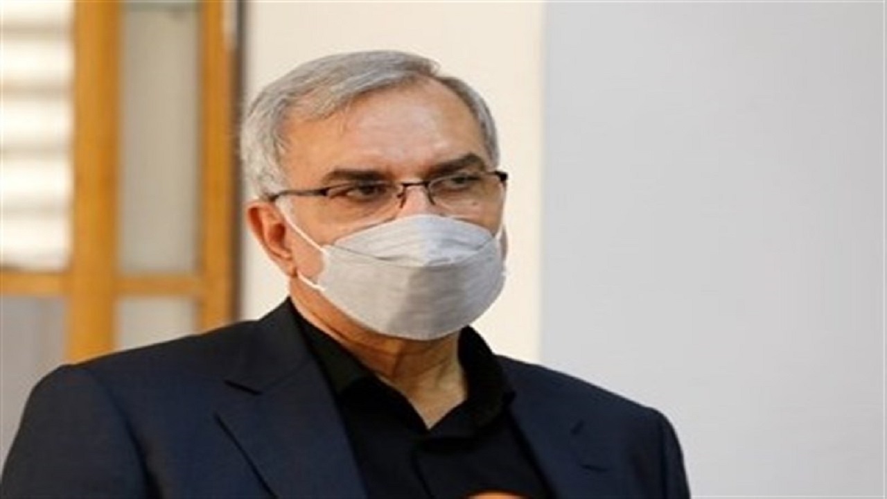 باید مصرف موادغذایی در کودکان را کنترل کنیم