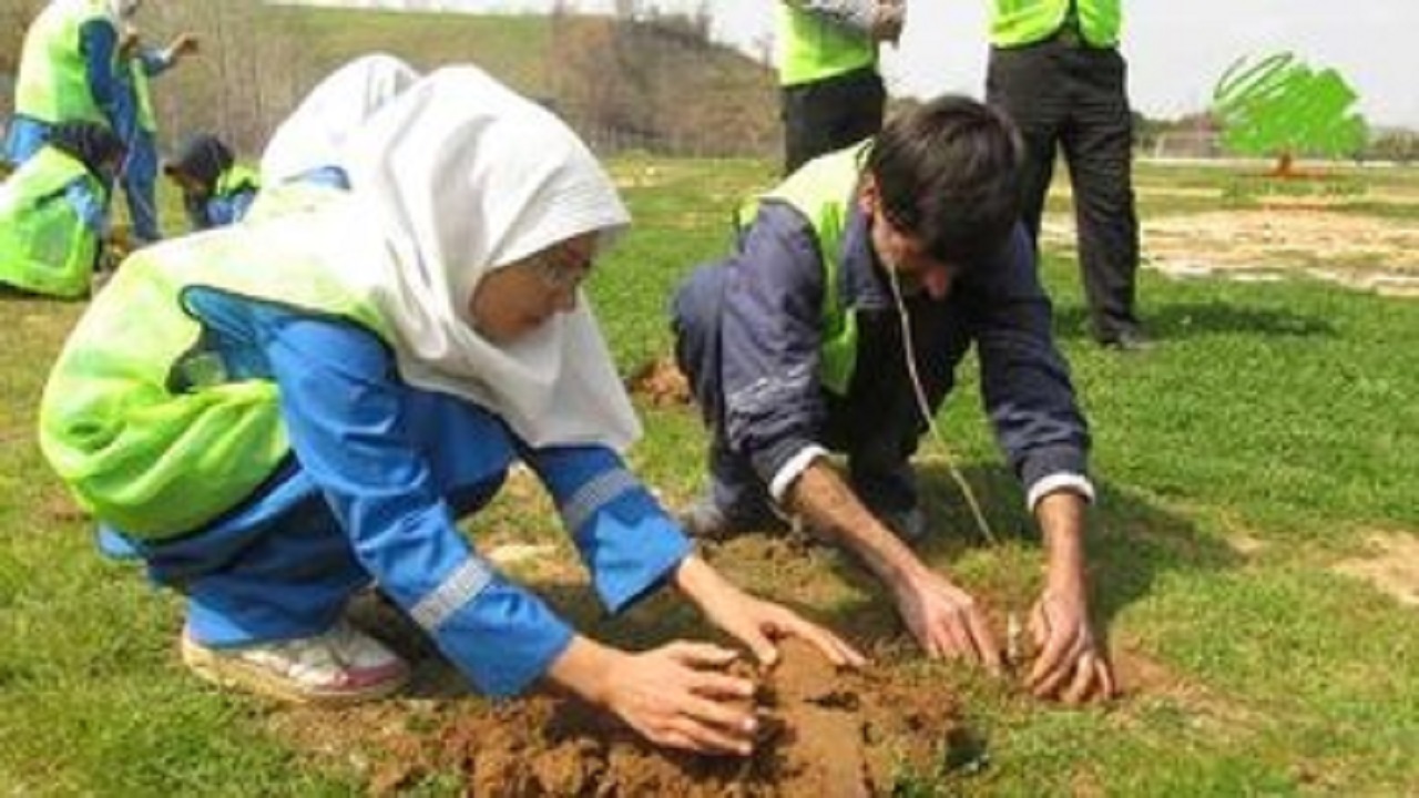 ۳۰ هزار دانش‌آموز قمی فرهنگ حفاظت از منابع طبیعی را ترویج می‌کنند