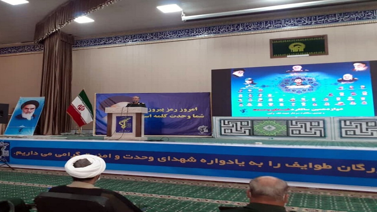 گام برداشتن در مسیر شهدا زمینه‌ساز توسعه است