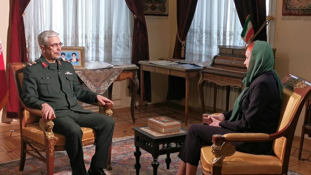 سرلشکر باقری: در حوزه نظامی و دفاعی با روسیه روابط خوبی داریم