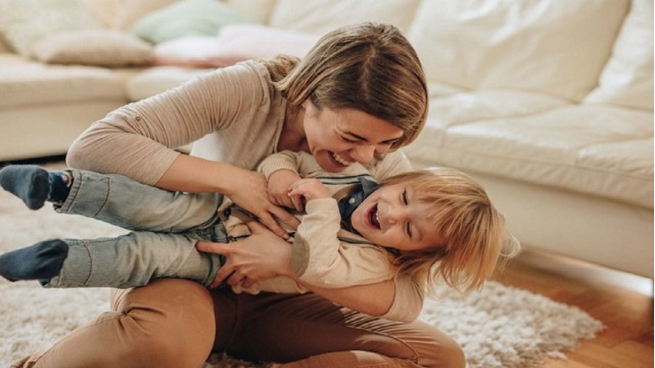 چرا هنگام قلقلک می‌خندیم؟