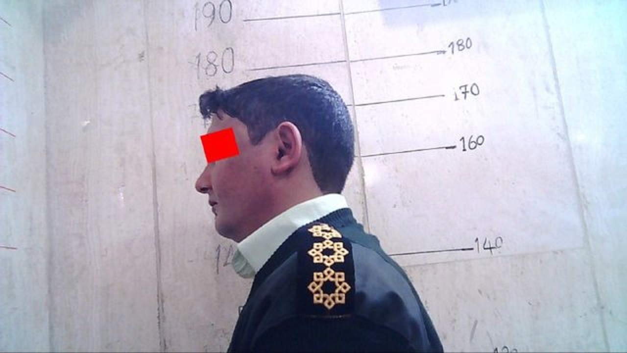 دزدی که با لباس پلیس مغازه ها را خالی می‌کرد + فیلم