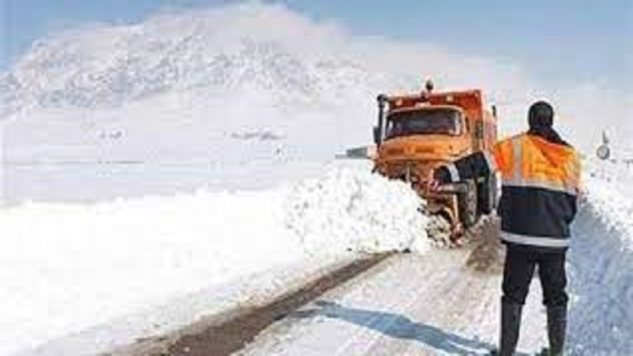 اجرای راهداری زمستانی در قالب ۳۴ اکیپ در همدان