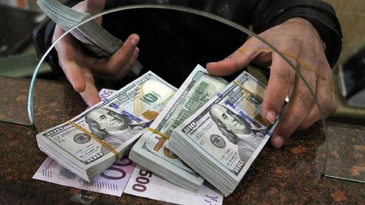 ثبات نرخ ارز در بازار؛ دلار ۲۶ هزار و ۷۳۸ تومان است