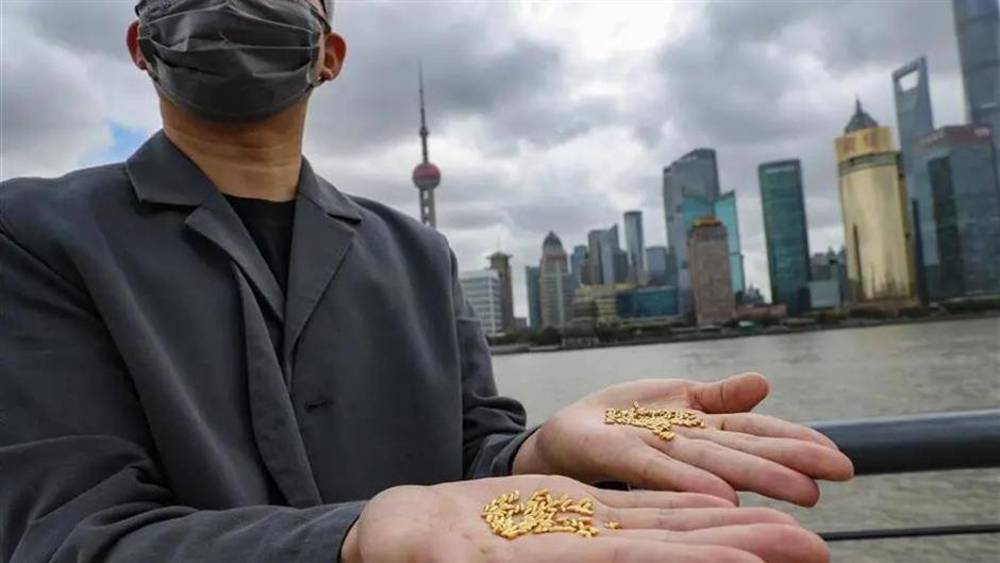 هنرمند چینی و اعتراض