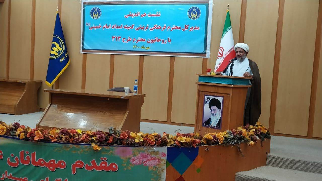 لزوم توجه به زمینه سازی برای موفقیت علمی افراد نخبه و بی بضاعت
