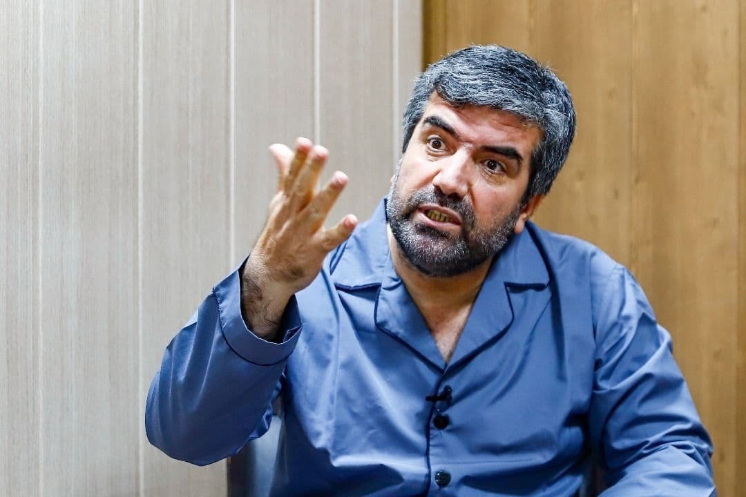 سردار قلابی بازداشت شد/ دستگیری مدیر کانال فروش داروهای غیرمجاز با ۱۵ هزار دنبال کننده/ توزیع تریاک و حشیش توسط زوج جوان در غرب تهران
