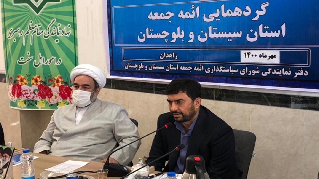 ائمه جمعه مردم سیستان و بلوچستان را به تزریق واکسن کرونا تشویق کنند