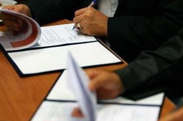انعقاد تفاهمنامه همکاری بین دانشگاه شیراز و شرکت‌های دانش‌بنیان فارس