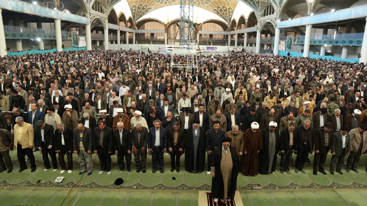 اقامه نماز جمعه اصفهان به امامت آیت الله طباطبایی نژاد