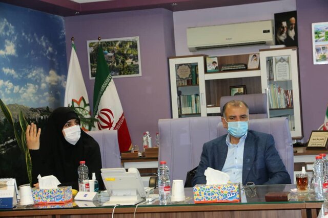 فضا‌های شهری با هویت فرهنگی و مذهبی شیراز در تناسب باشد