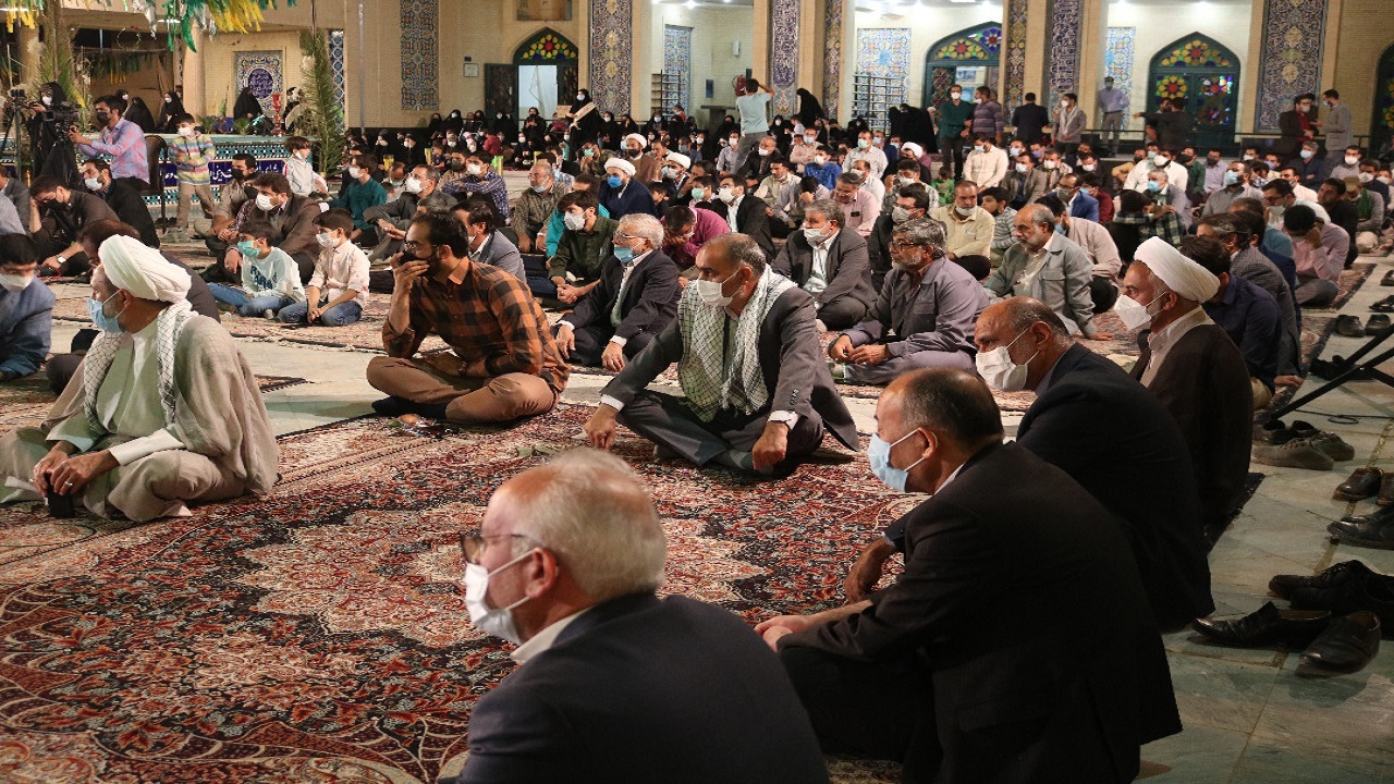 الگویی برتر از شهدا نداریم