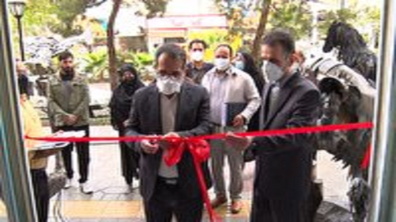 آغاز به کار نمایشگاه محصولات تولیدی زندانیان در سمنان