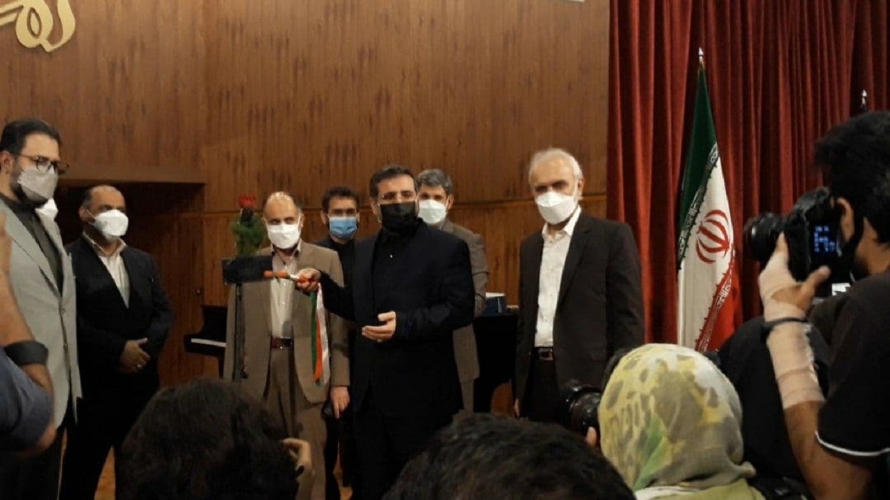 وزیر ارشاد زنگ آغاز سال تحصیلی هنرستان‌های هنر‌های زیبا را نواخت