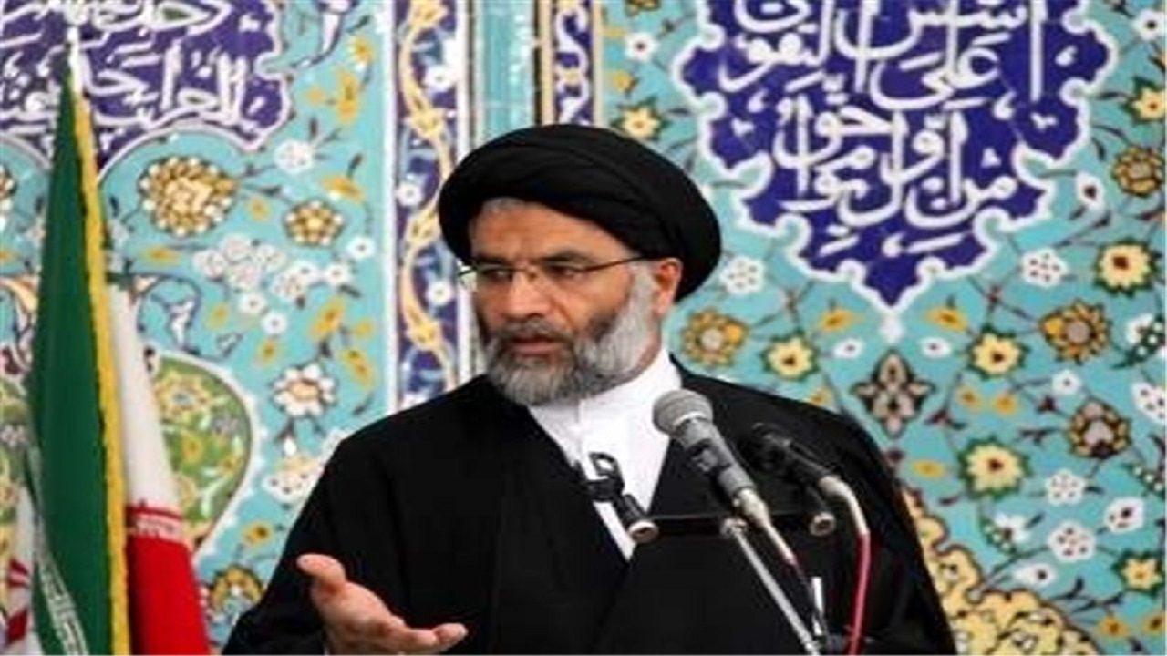 حضورنماینده ولی فقیه در خوزستان در مرز شلمچه