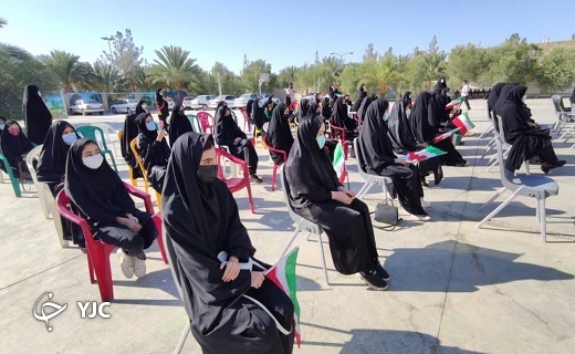نواخته شدن زنگ مهر و مقاومت در مدارس بافق +تصاویر