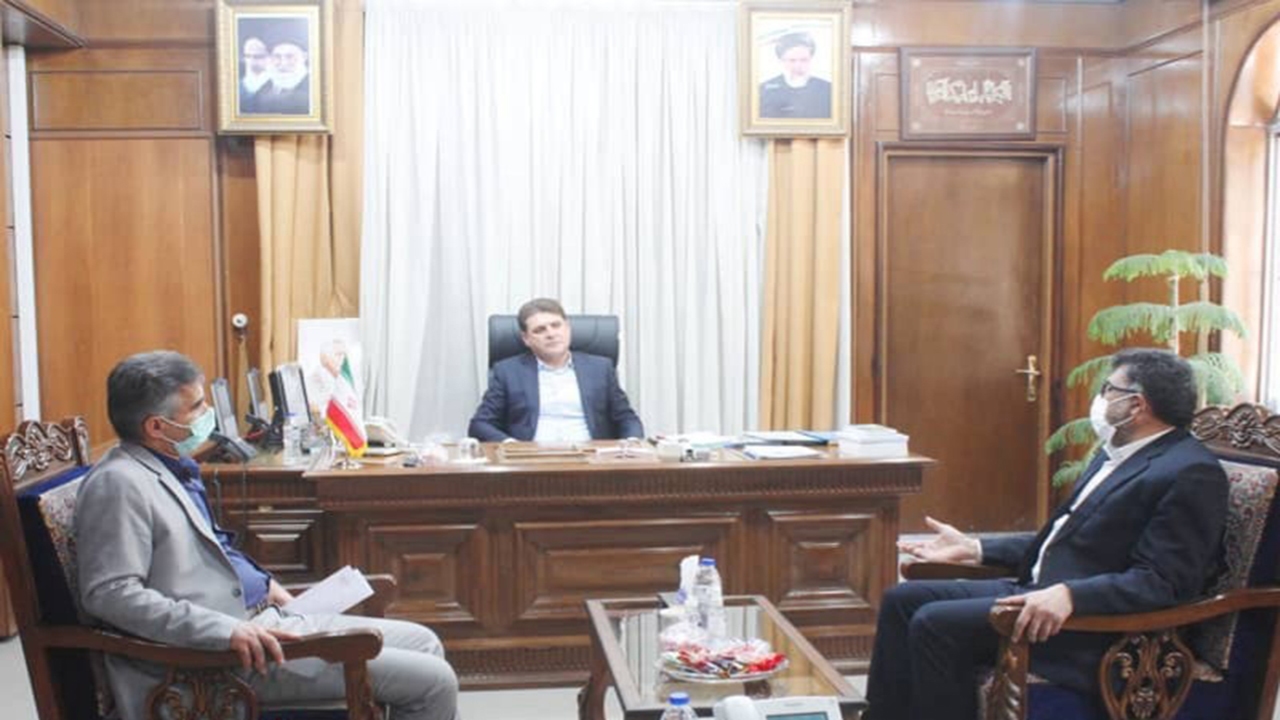 انبار نفت شهید احمدی روشنِ کرمان به شبکه ریلی کشور متصل می‌شود