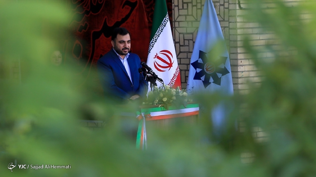 اینترنت رایگان در اختیار دانش آموزان، دانشجویان و معلمان