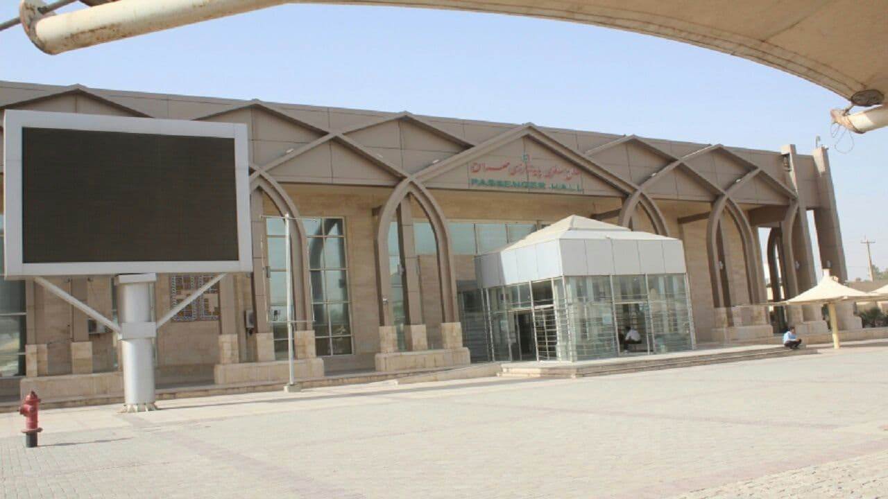 مسیر‌های منتهی به مرز مهران کاملا مسدود است/ افراد حاضر در پایانه مرزی به شرط داشتن مدارک اعلام شده به صورت محدود خارج می‌شوند