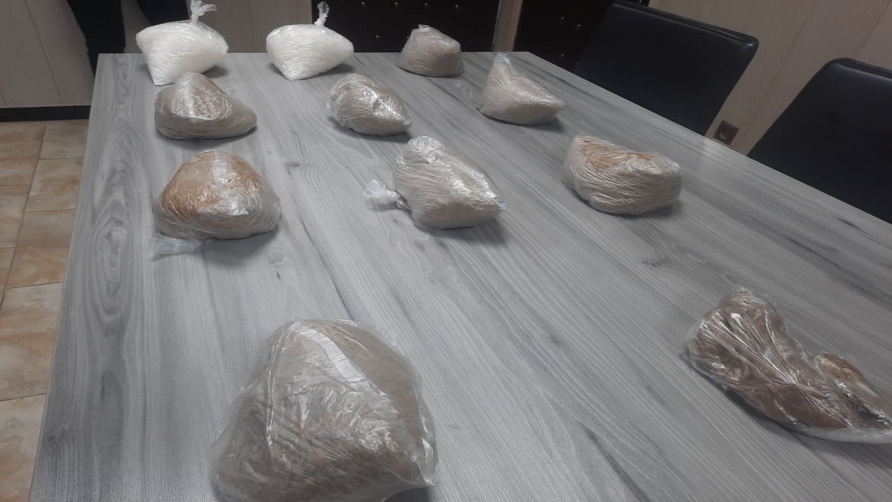 مسافر قاچاقچی در دام پلیس