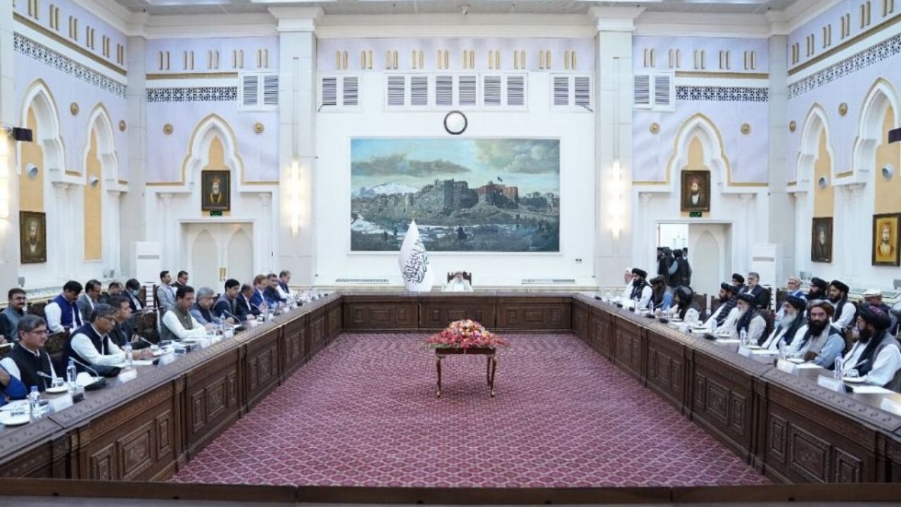 وعدۀ کمک ۵ میلیاردی پاکستان به افغانستان/ تورخم برای بیماران باز می‌شود